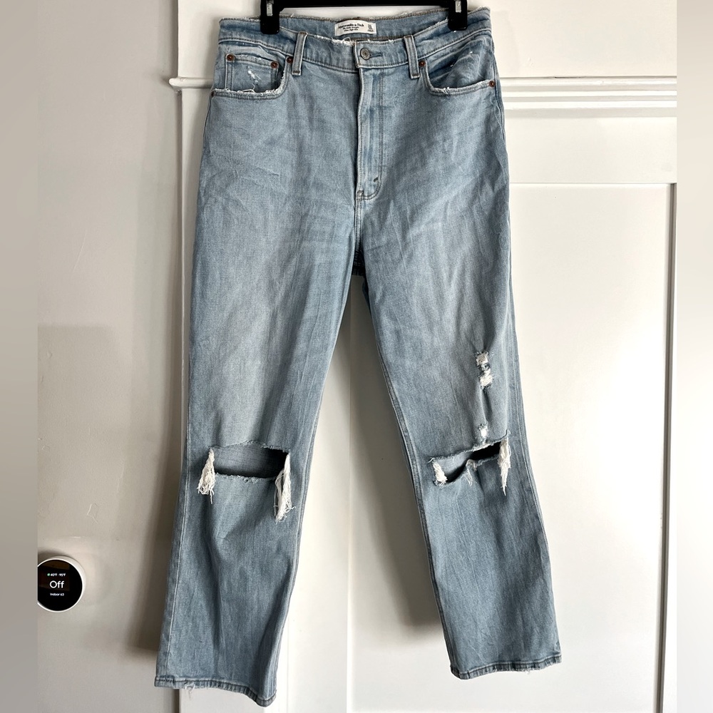 Abercrombie The Ankle Straight Ultra High Rise Jean
